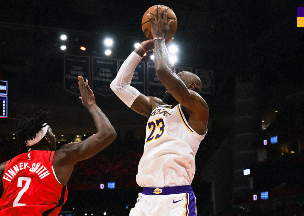 必威体育官方网站-无缘4-0！湖人惨败火箭，詹姆斯10分9助8失误，伊森20分5断立功